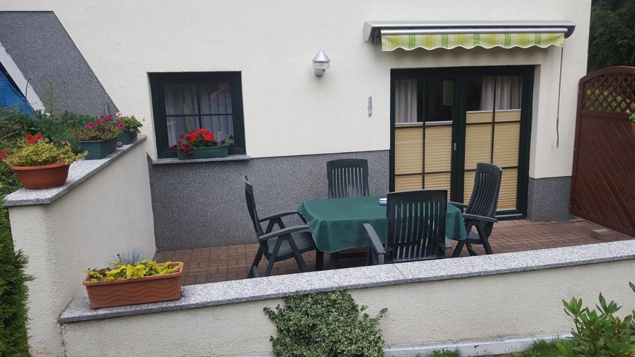 Ferienwohnung "Am Fechtertor- Eingang Zum Schlosspark" Putbus Exterior foto